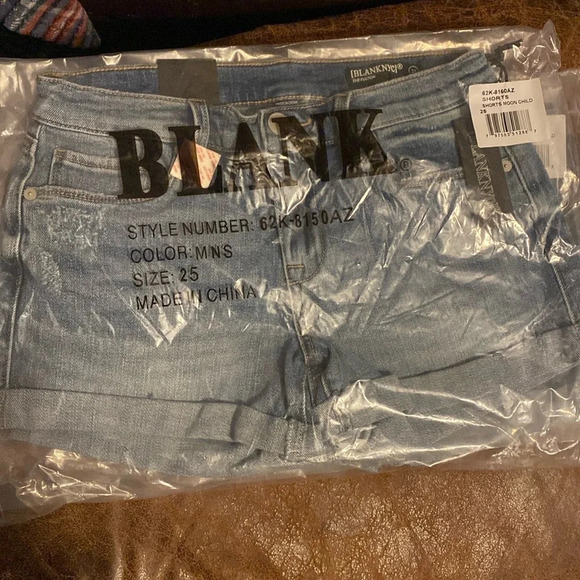 Blank NYC The Fulton cuffed jean shorts moon child size 25 - Picture 6 of 9